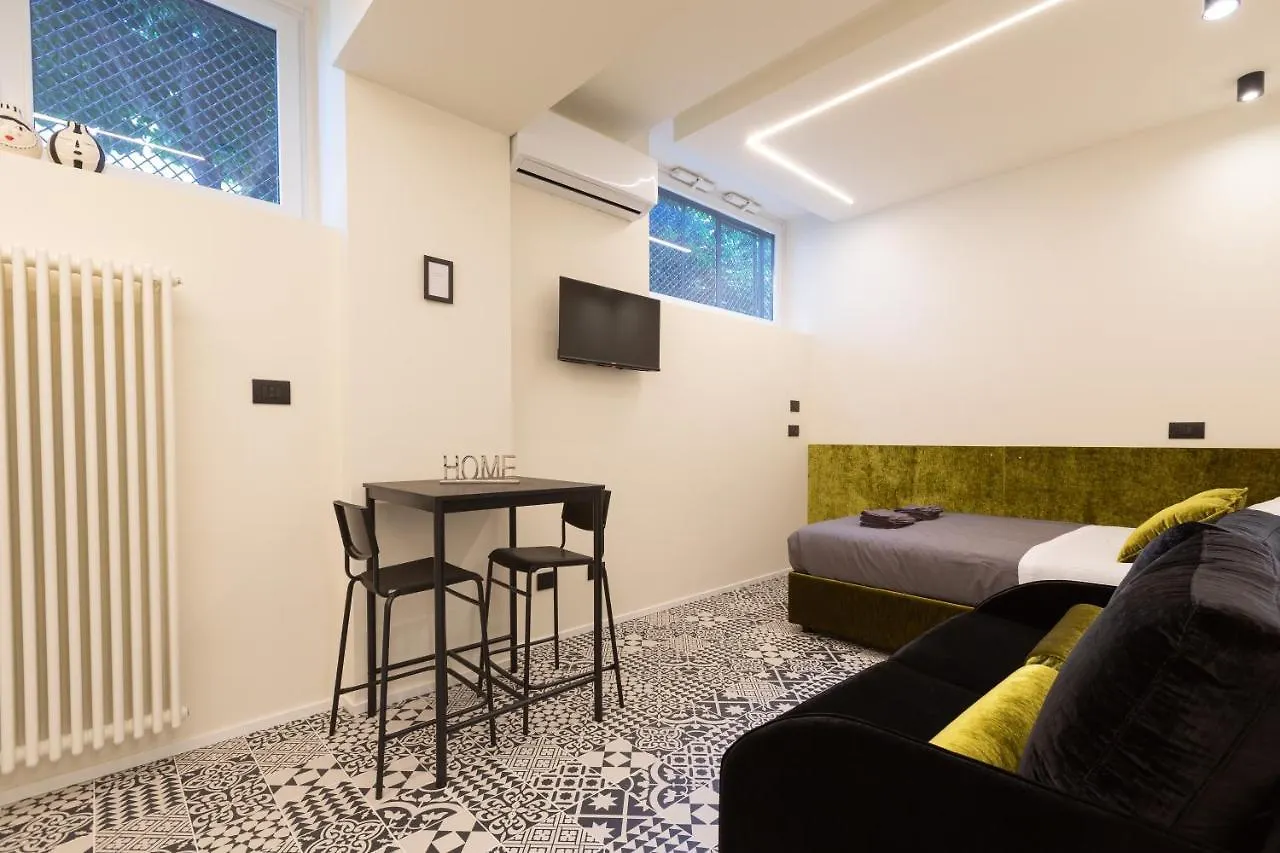 公寓 Pay60 -Crescenzago- Luxury Yellow House 米兰