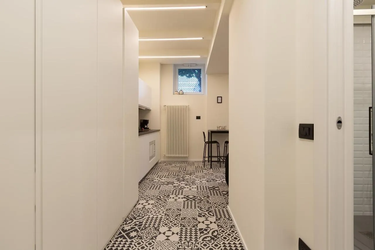 公寓 Pay60 -Crescenzago- Luxury Yellow House 米兰