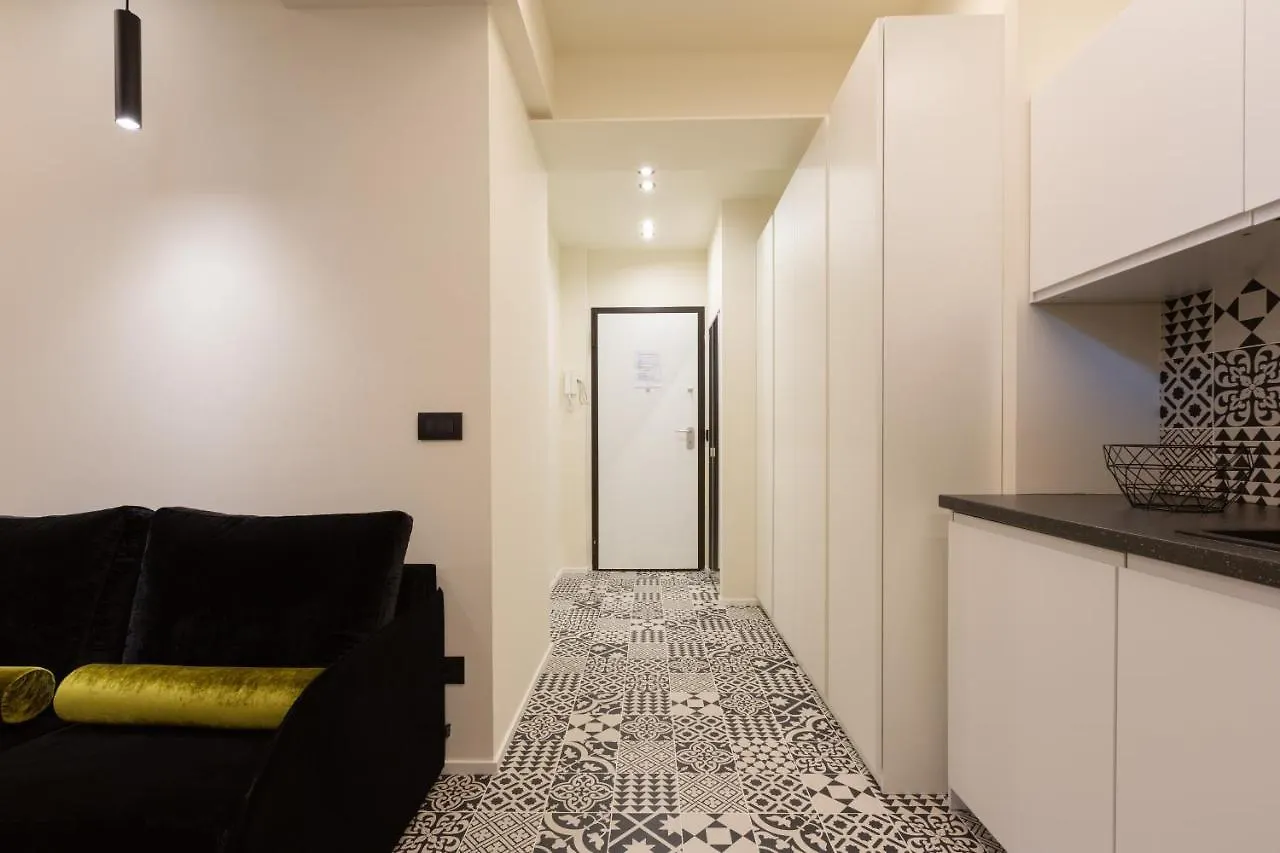 Pay60 -Crescenzago- Luxury Yellow House 米兰