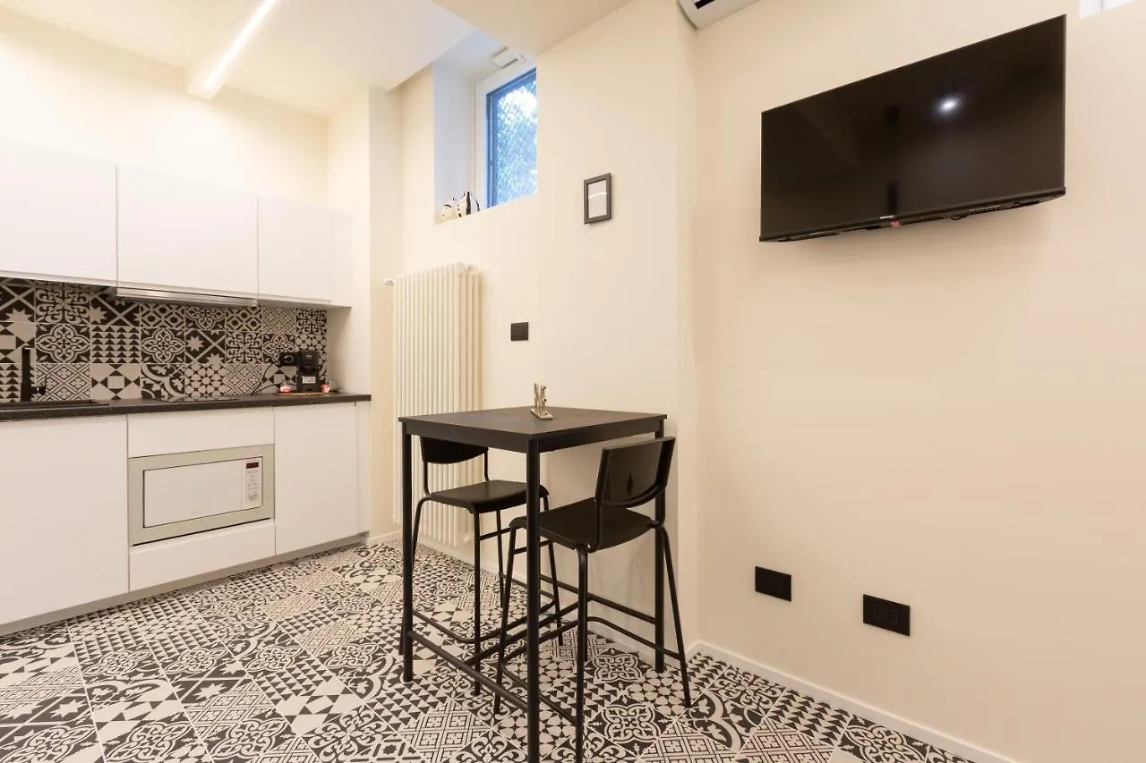 公寓 Pay60 -Crescenzago- Luxury Yellow House 米兰
